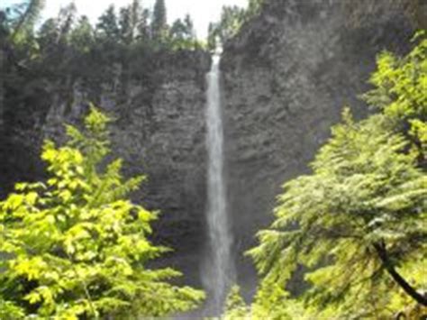 Umpqua Waterfalls Photos