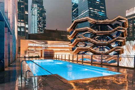 15 Awesome NYC Hotels with Pools (+ Rooftop Pools with Skyline Views ...