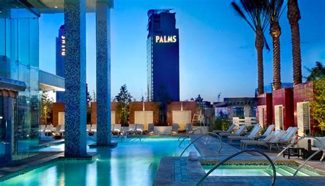 Pictures of the Pool at the Palms Resort Las Vegas