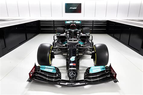 GALLERY: Mercedes W12 - Speedcafe