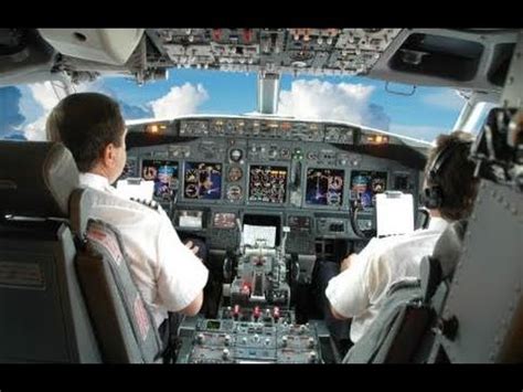 A history of flight simulators - YouTube