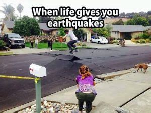 Funny Earthquake Jokes - Teal Smiles