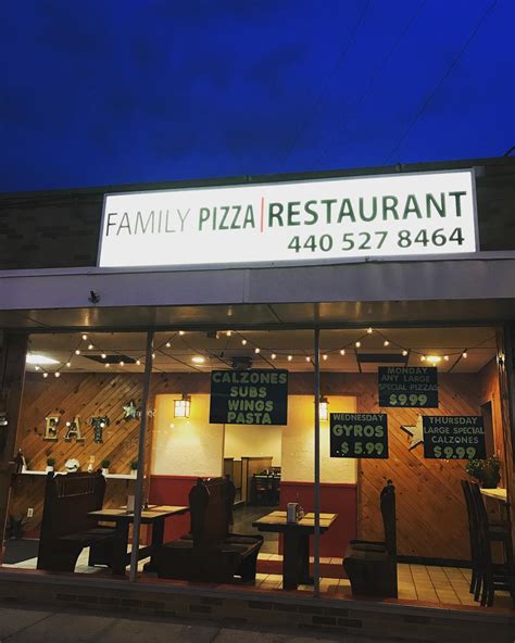 Photo Gallery - Family Pizza Restaurant