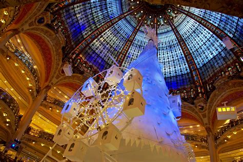 Christmas 2016 at Galeries Lafayette Haussmann - French Moments