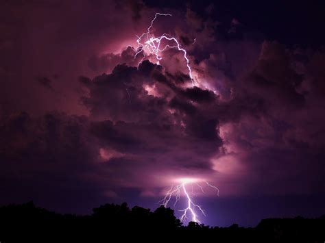 Clouds storm lightning wallpaper | 1600x1200 | 67099 | WallpaperUP