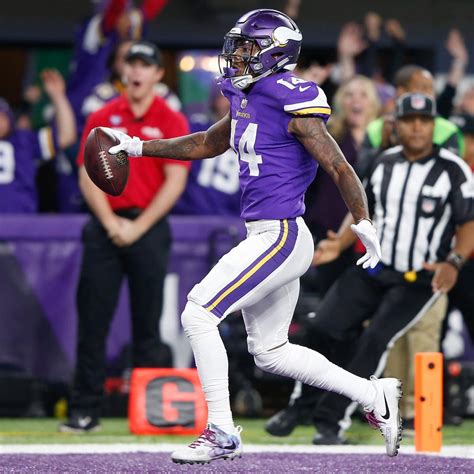 Stefon Diggs' Cleats from Minneapolis Miracle to Be Put on Display in ...