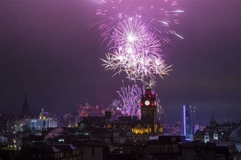 New Year: Thousands of people in UK and across the world welcome 2020