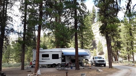 Boondocking at Chaparrel campground, Featherville, Idaho 2019 - YouTube