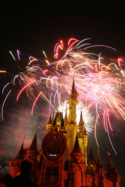 File:Walt Disney World - Fireworks.jpg