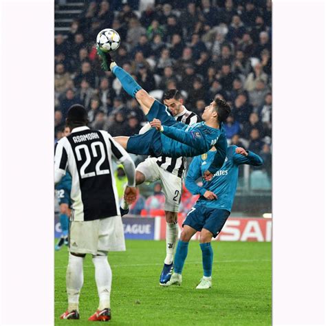 Ronaldo Bicycle Kick Vs Juventus Wallpapers - Wallpaper Cave