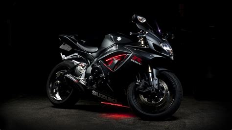 Suzuki Motorcycle Wallpaper - Image Wallpaper