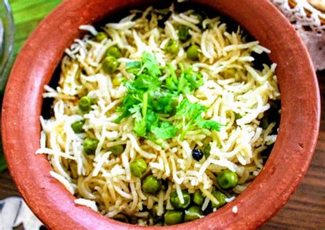 Mutter Pulao or Green Peas rice Recipe by Harjeet Kaur - Cookpad