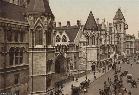 Photochrom images reveal grand and glorious London bustling with life ...