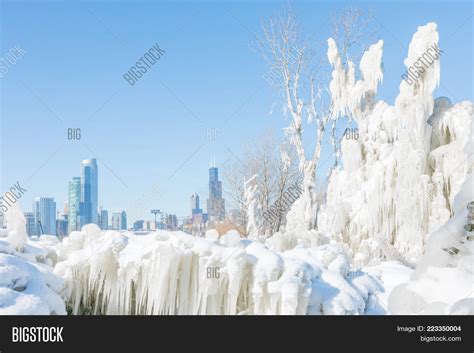 Winter Chicago Image & Photo (Free Trial) | Bigstock