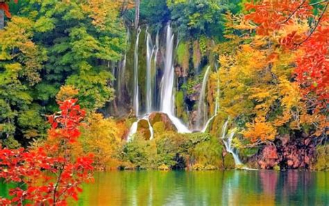 5-five-5: Plitvice Lakes National Park (Croatia).