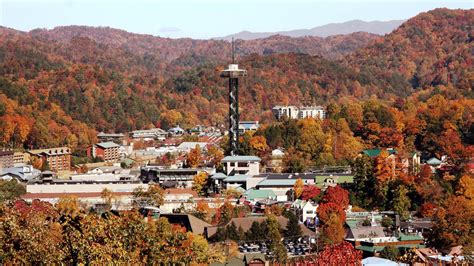 Visit Gatlinburg: Best of Gatlinburg, Tennessee Travel 2024 | Expedia ...