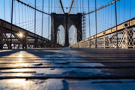 Brooklyn Bridge Sunrise Walk + Best Photo Spots