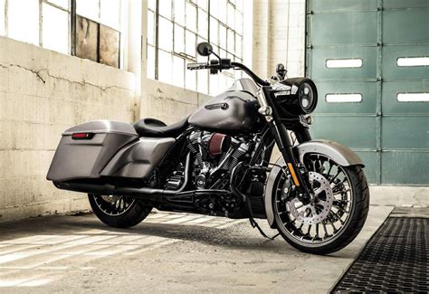 Мотоцикл Harley Davidson FLHR Road King 2017 Цена, Фото, Характеристики ...