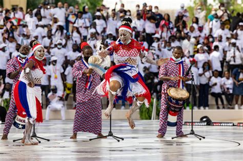 Top 10 Liberian Culture, Customs, and Etiquette - toplist.info