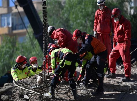 Turkey earthquake: Two children rescued after up to 65 hours trapped in ...