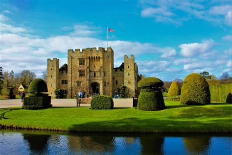 A Walk Through History at Hever Castle - Suzy Stories