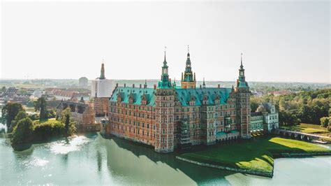 Like a fairytale: Frederiksborg Castle and Museum of National History