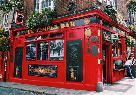 Luck of the Irish! Best bars and pubs in Dublin for the ultimate pub ...