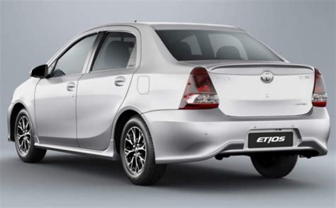 TOYOTA ETIOS 2023 → Itens de Série, Ficha Técnica, Preços