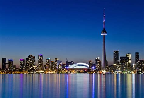 15 Top-Rated Tourist Attractions in Toronto | PlanetWare