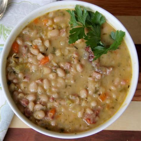 Navy Bean and Ham Soup Recipe | Southern Food and Fun