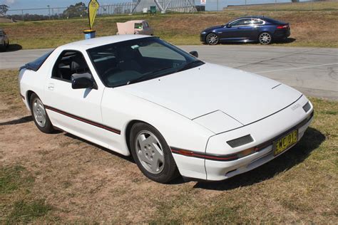 Mazda RX 7 II (FC) Turbo (200 Hp) 1989 - 1991 Specs and Technical Data ...