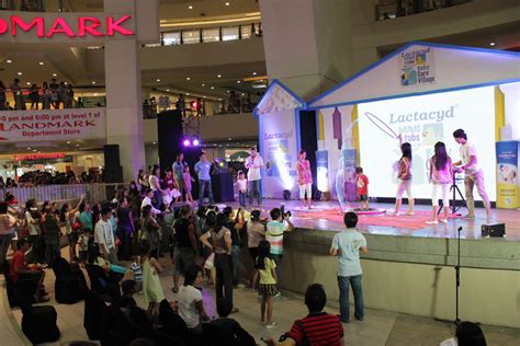 End-to-end Service for Mall Shows and Events | Roppets