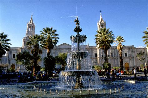 Travel Tour GrupoTrujillo - LAN: La cuidad de Arequipa