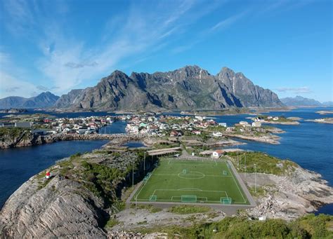 12 Cool (and Tasty!) Things to Do in Henningsvær, Norway