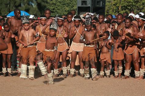 Tswana Dancers, Botswana | European dress, Traditional outfits, African ...