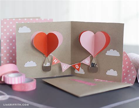 DIY pop-up Valentine's card | Skip To My Lou