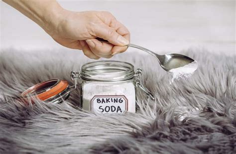 How to Use Baking Soda As Carpet Cleaner: 3 Methods