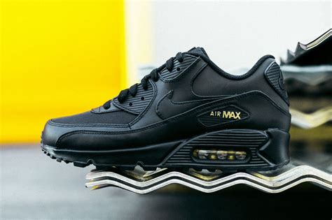 Nike Air Max 90 Black & Gold Black Friday 2017 | Hypebeast