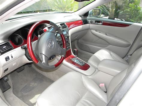 2004 Lexus ES 330 - Information and photos - MOMENTcar