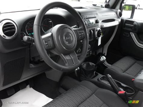 2012 Jeep Wrangler Sahara 4x4 interior Photo #54343297 | GTCarLot.com