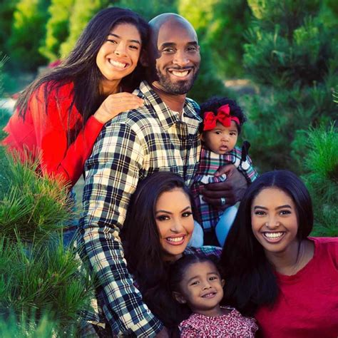 Kobe Bryant's Daughter Pays Tribute to Late Dad, Sister Gianna