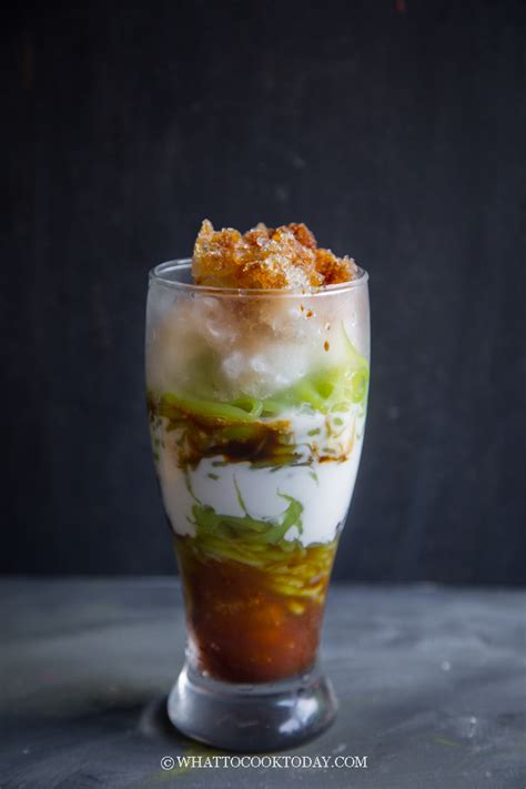 Ice Cendol / Es Dawet (Pandan Jelly Dessert)