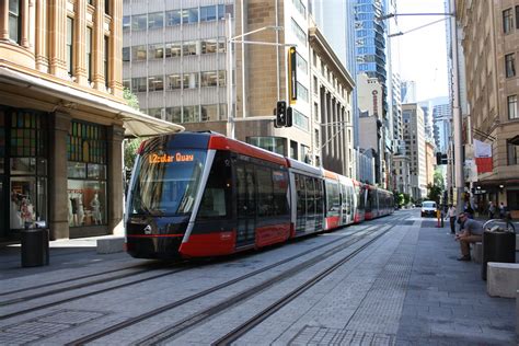 IMG_8259 Sydney tram no. 18 heading to Circular Quay at th… | Flickr