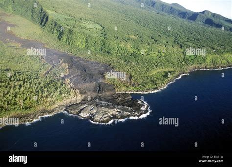 Reunion volcano hi-res stock photography and images - Alamy