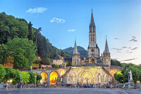 Sanctuary of Our Lady of Lourdes, Hautes-Pyrénées, France : r/Catholicism