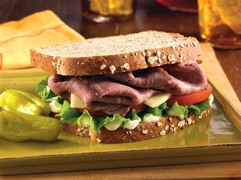 what goes good with roast beef sandwiches