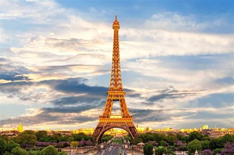 10 Most famous landmarks in Europe you should visit at least once