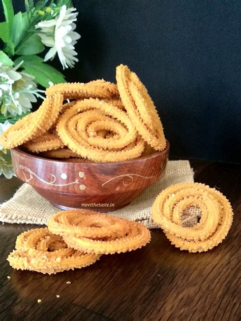 Chakli | Diwali Special Recipe | Khamang Chakli - Meet The Taste