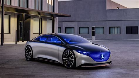 Mercedes-Benz EQS Electric Sedan To Offer Driving Range of 700 Km