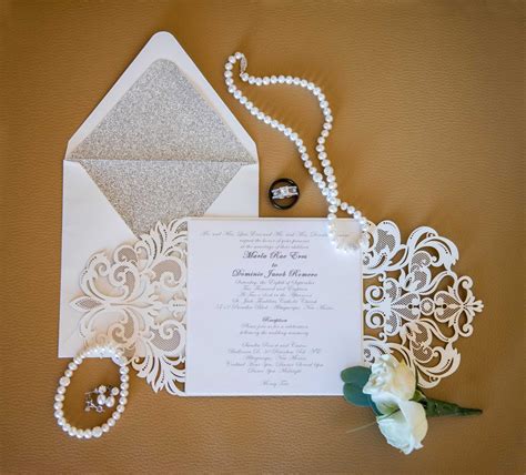 Affordable Wedding Invitations With Response Cards At Elegant Wedding ...